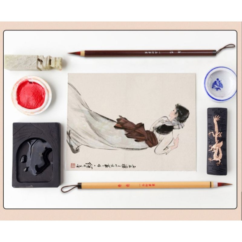 Bút lông tiểu hồng mao, Bút có 2 màu: nâu và vàng